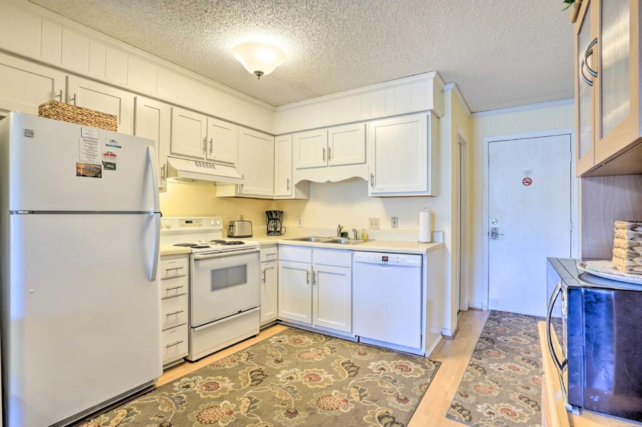 Isle Of Palms Condo With Pool Access Walk To Beach! Bagian luar foto